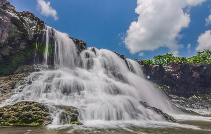 Bamniya Kund One-Day Trek from Indore