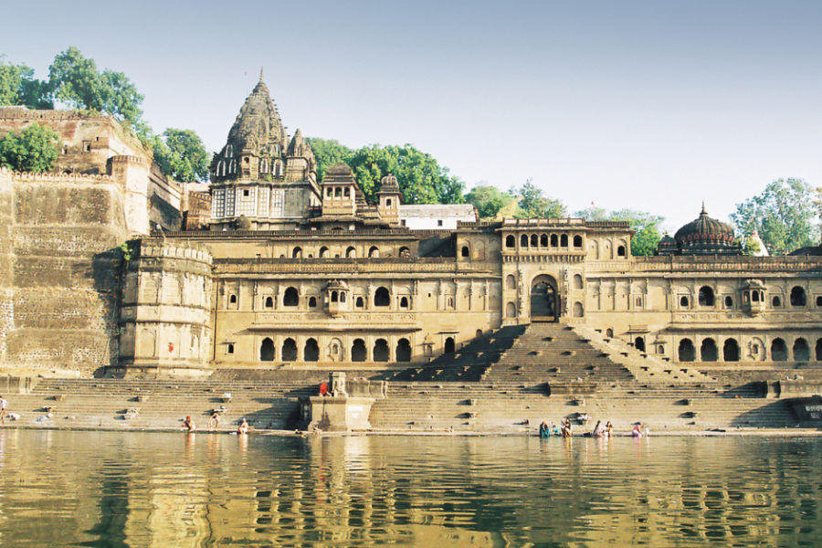 Maheshwar Fort